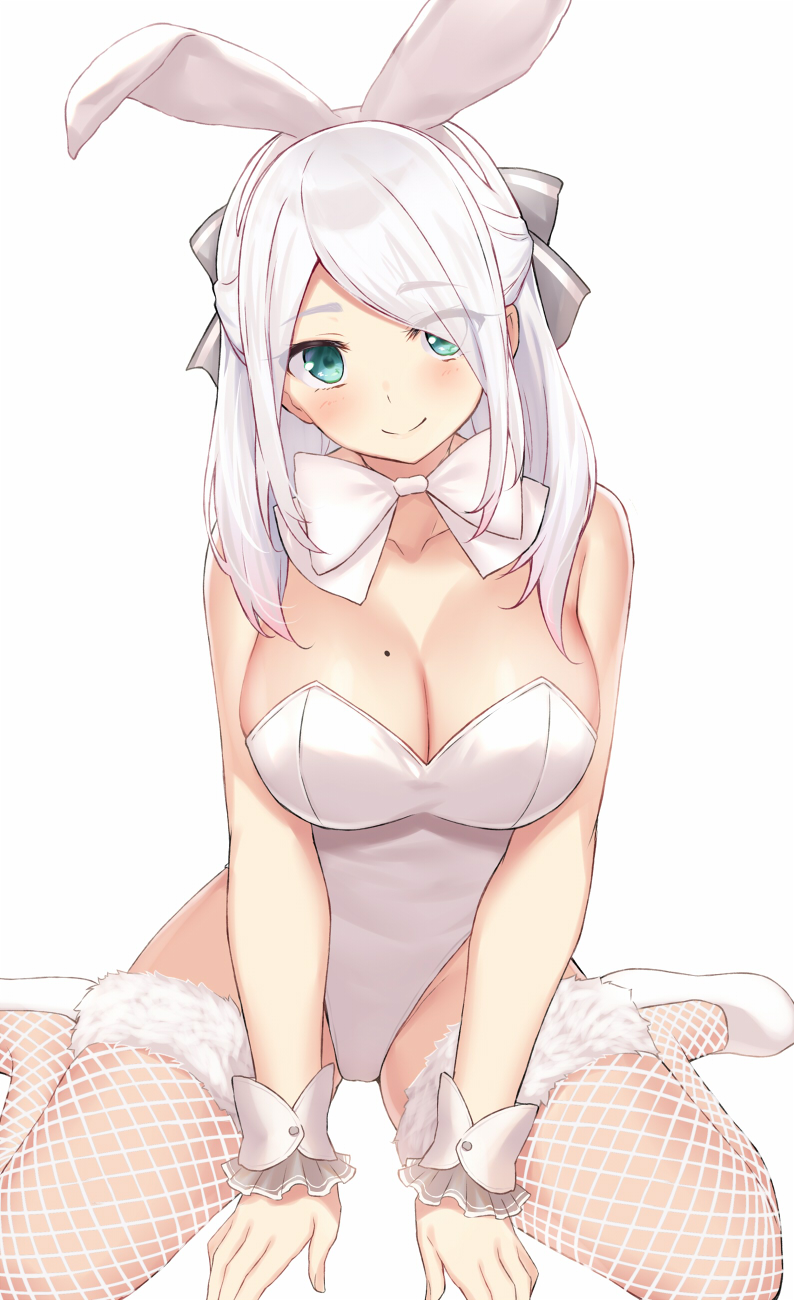 White bunny girl [Original] : r/kemonomimi